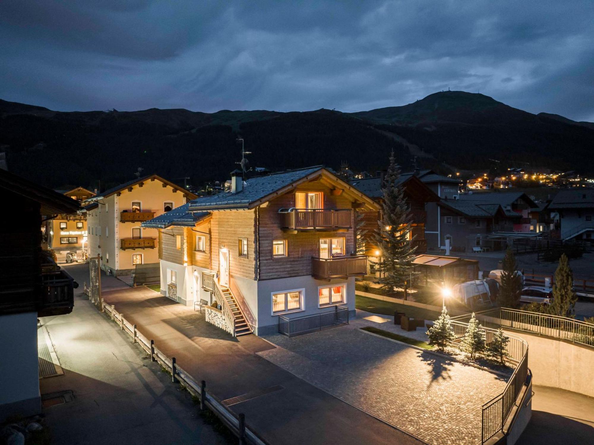 Ag Apartments Livigno Centro المظهر الخارجي الصورة